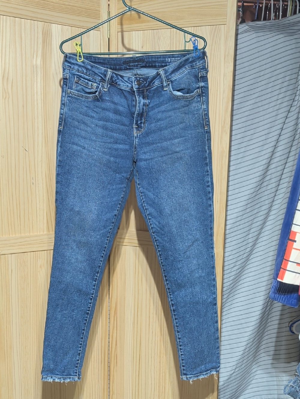 Arizona Jean Company Women's Dark Blue Skinny Jeans